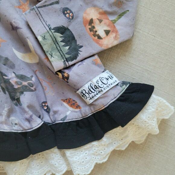 Bella & Omi Halloween Tunic Playset - Picture 5 of 12